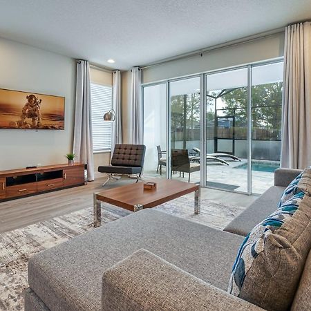Pleasant Townhome With Private Pool Near Disney Four Corners Bagian luar foto