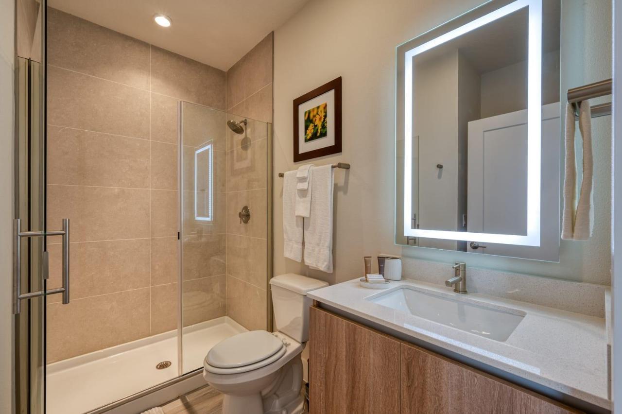 Pleasant Townhome With Private Pool Near Disney Four Corners Bagian luar foto